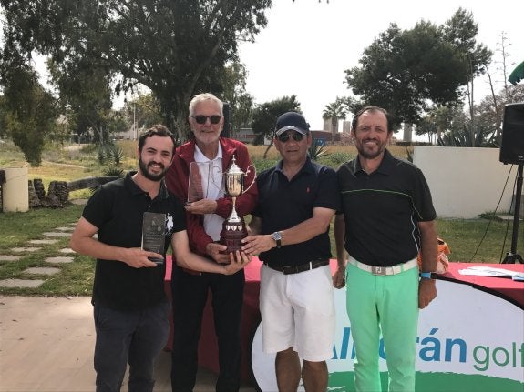 La V Copa Alborán Golf brilló repleta de diversos regalos