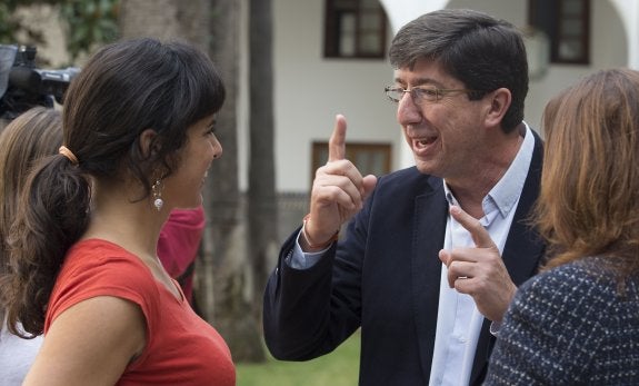 PSOE y PP bloquean la entrada de Podemos y Ciudadanos en instituciones del autogobierno