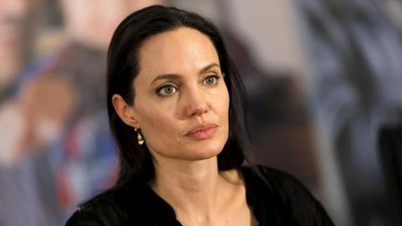 Angelina Jolie y su romance con un misterioso filántropo británico