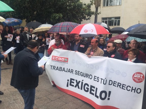 «No podemos consentir que allá donde vamos a buscarnos la vida, la perdamos»