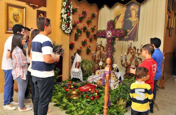 Dieciocho cruces de mayo llenarán de color la ciudad durante el fin de semana