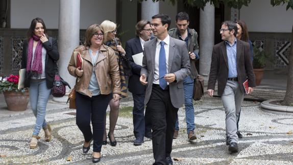 Las notas del primer curso del mandato de Paco Cuenca en el Ayuntamiento de Granada