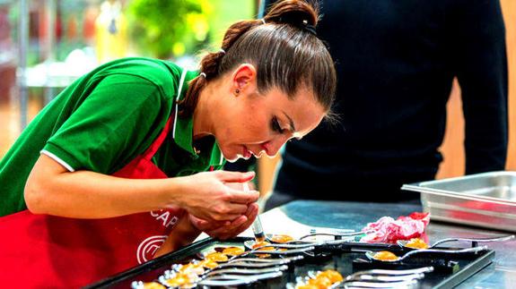 La bronca entre Jordi Cruz y una concursante de 'MasterChef' que les acusa de manipular