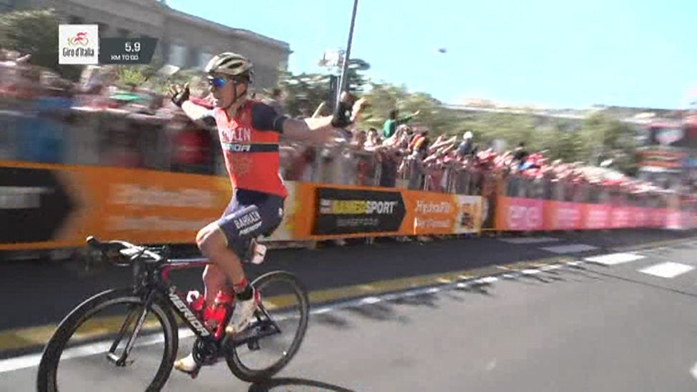 Celebra la victoria antes de tiempo y acaba perdiendo