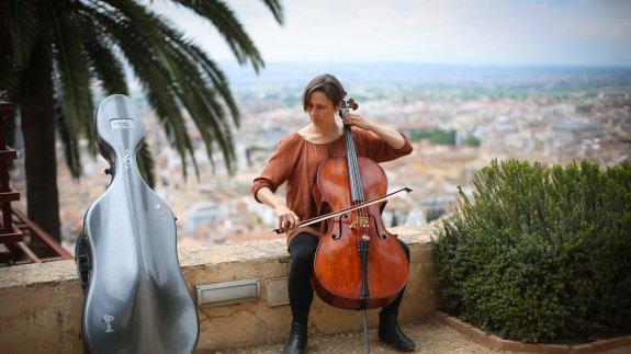 Con la música a otra parte