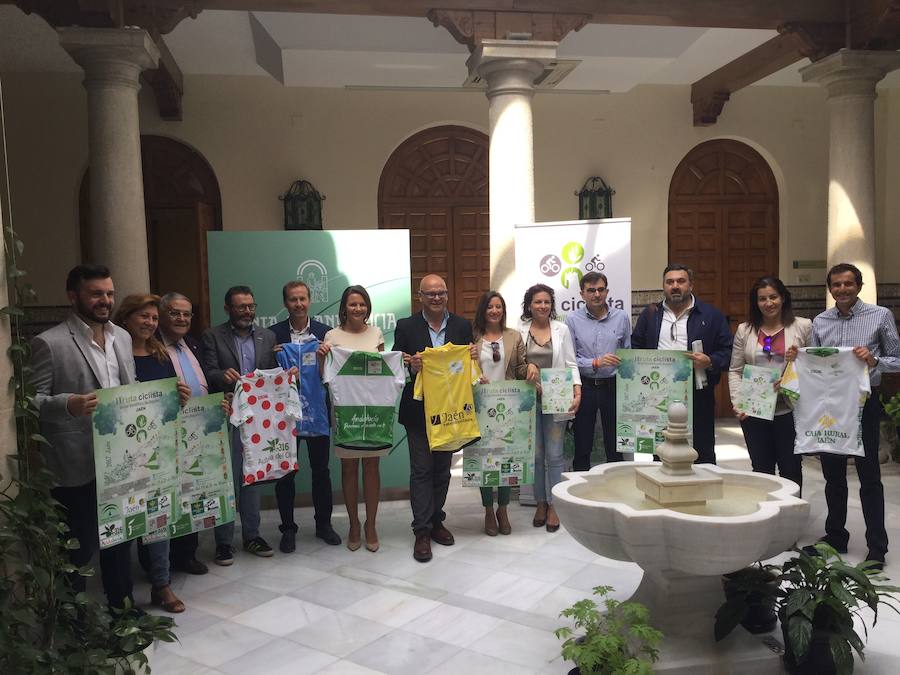 15 equipos se disputarán la Ruta Ciclista de los Castillos y Las Batallas