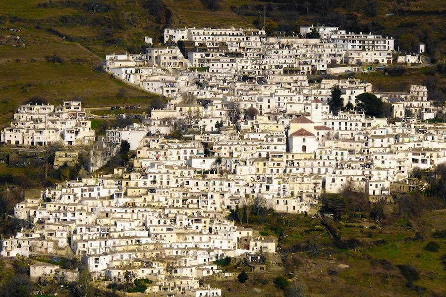 Capileira entra hoy de manera oficial en la red de 'Los Pueblos Más Bonitos de España'
