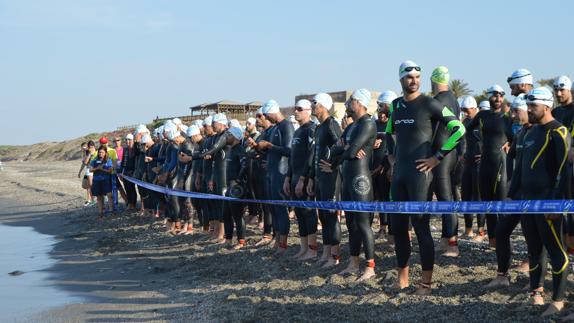 El Toyo se convierte en el epicentro del deporte almeriense