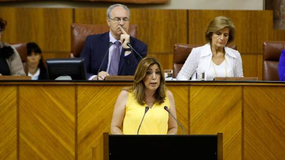 Díaz propone treinta medidas y ve "margen de mejora" en el Gobierno y la oposición