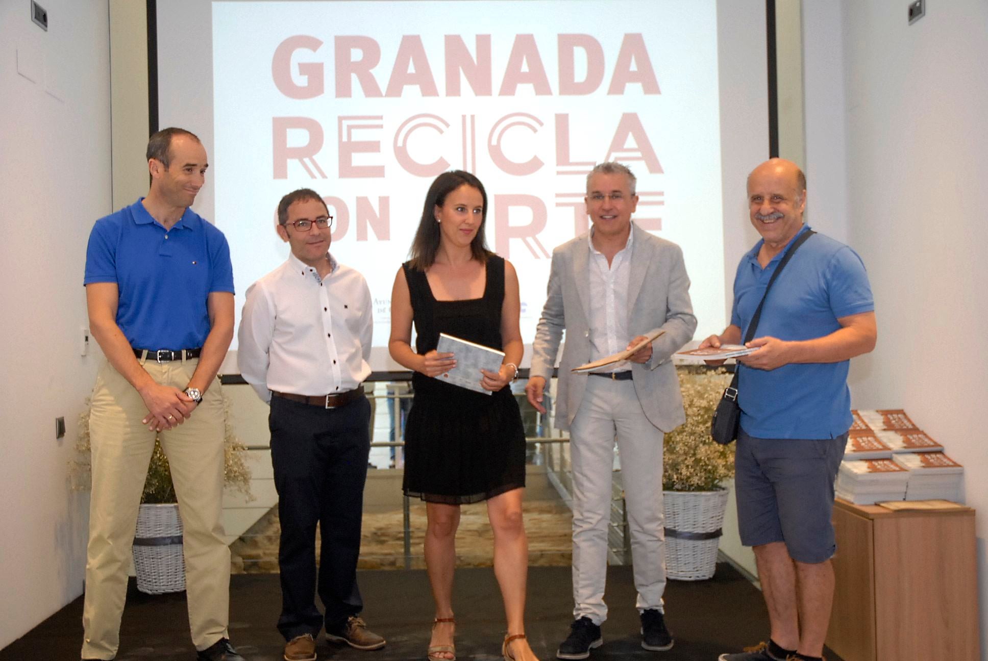 Más de 7.200 personas han visitado la muestra 'Granada recicla con arte' en el Cuarto Real