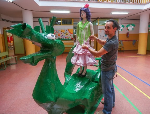 La Tarasca de Granada 'se adelanta' este año